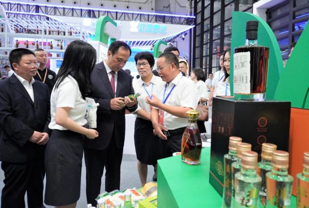 篮球买球APP官方官网「中国」有限公司全系列产品亮相2023年中国—东盟糖业博览会